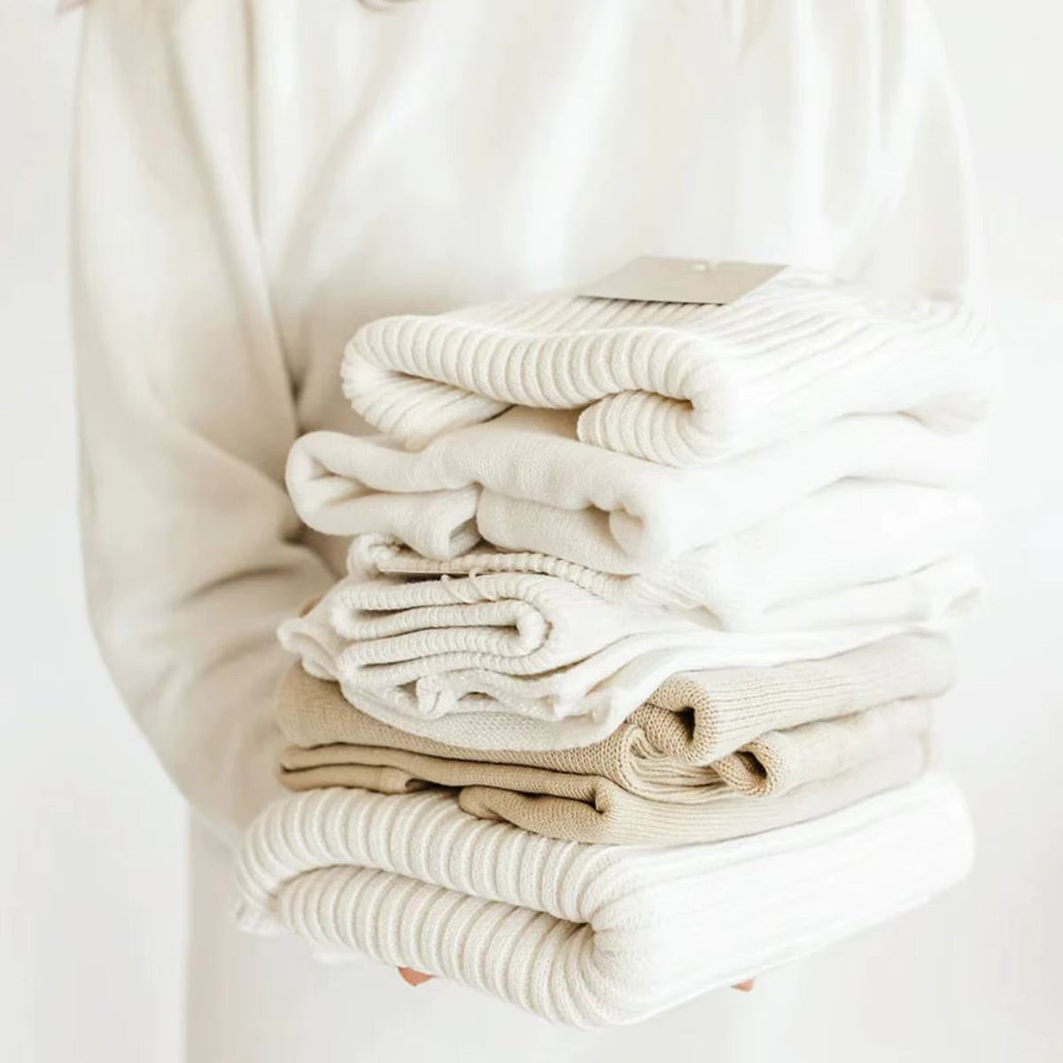 BELLA BLANKET