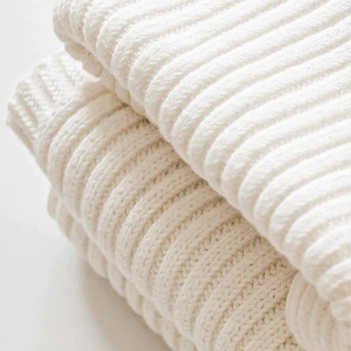 BELLA BLANKET