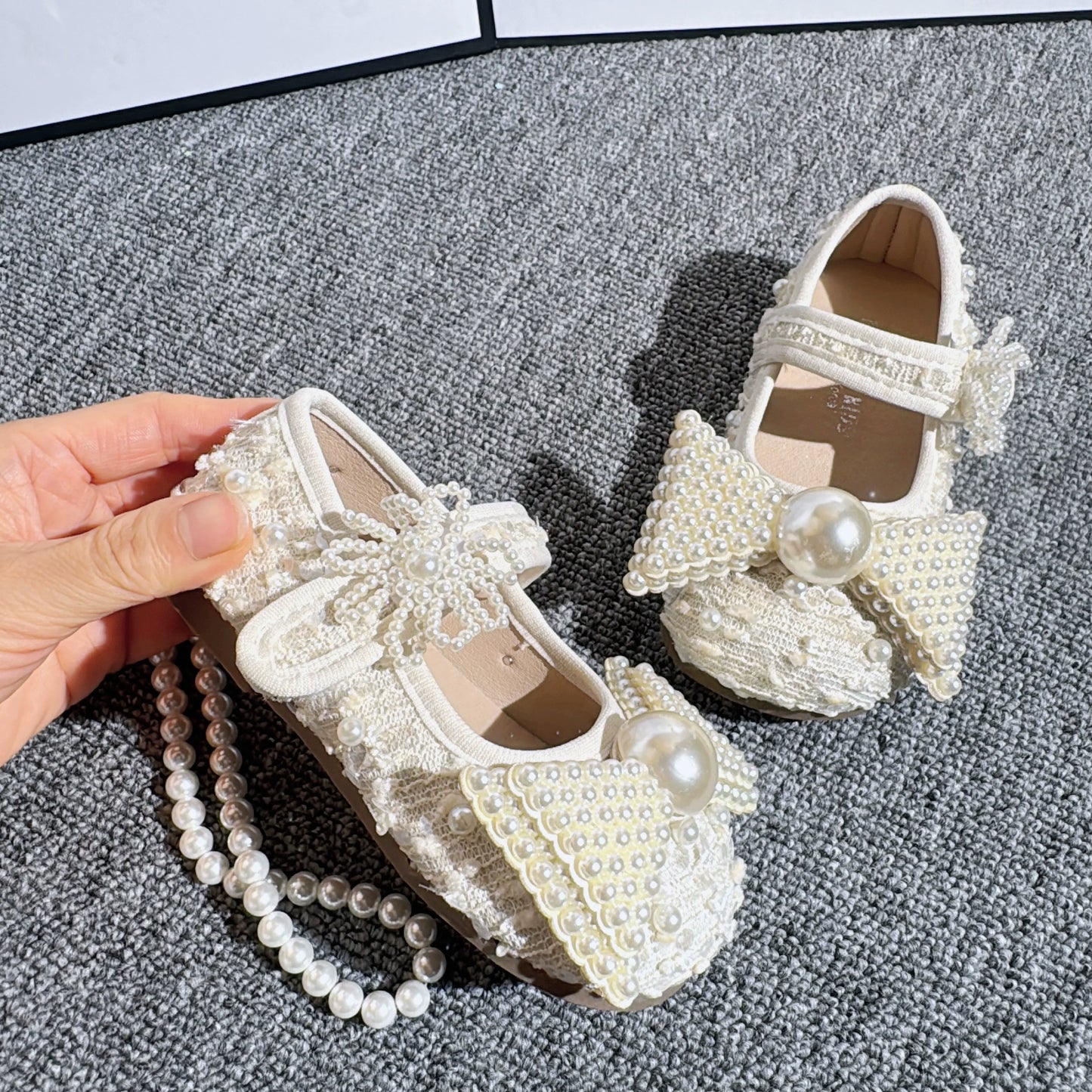 Girls' Soft-Soled Pearl Butterfly Princess Leather Shoes