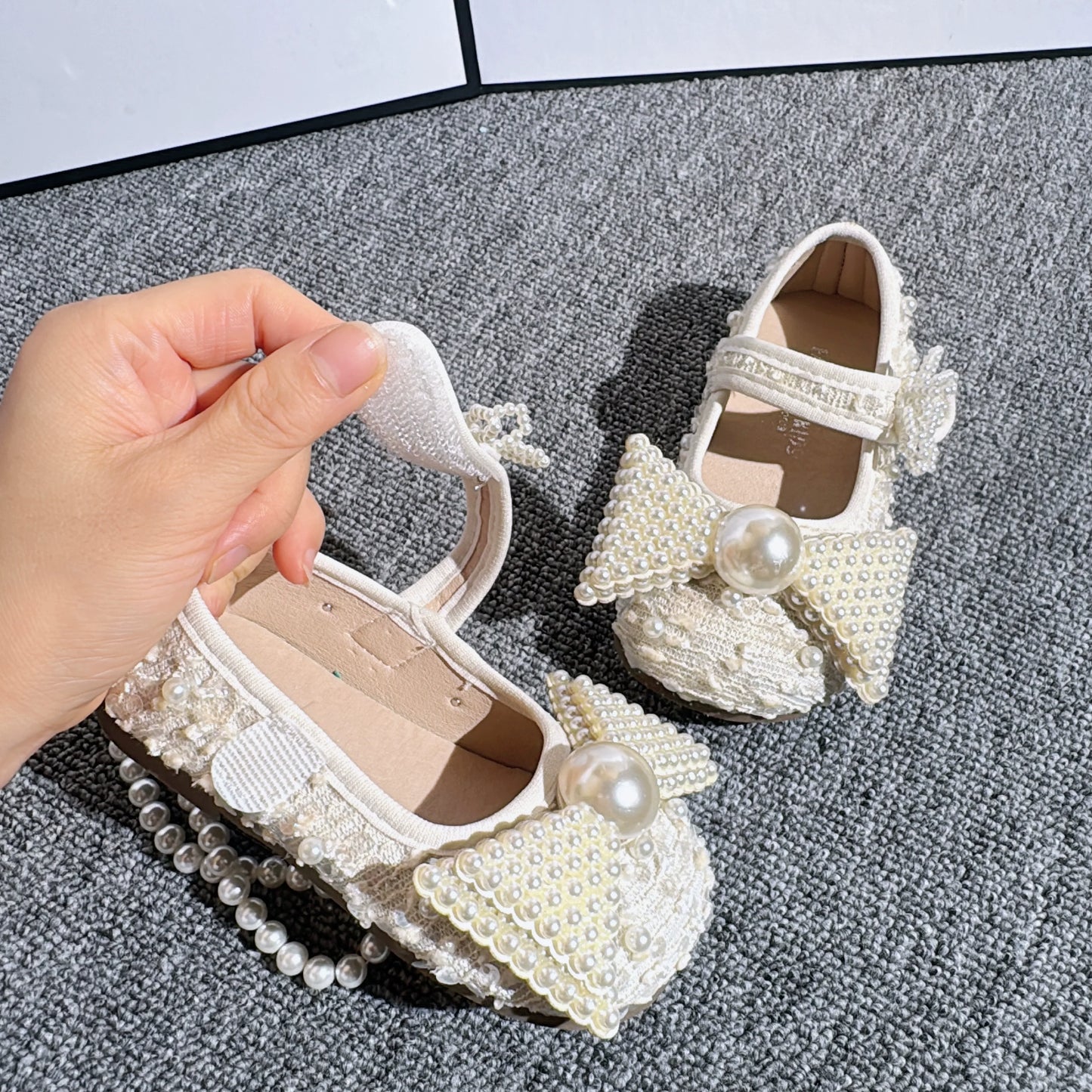 Girls' Soft-Soled Pearl Butterfly Princess Leather Shoes