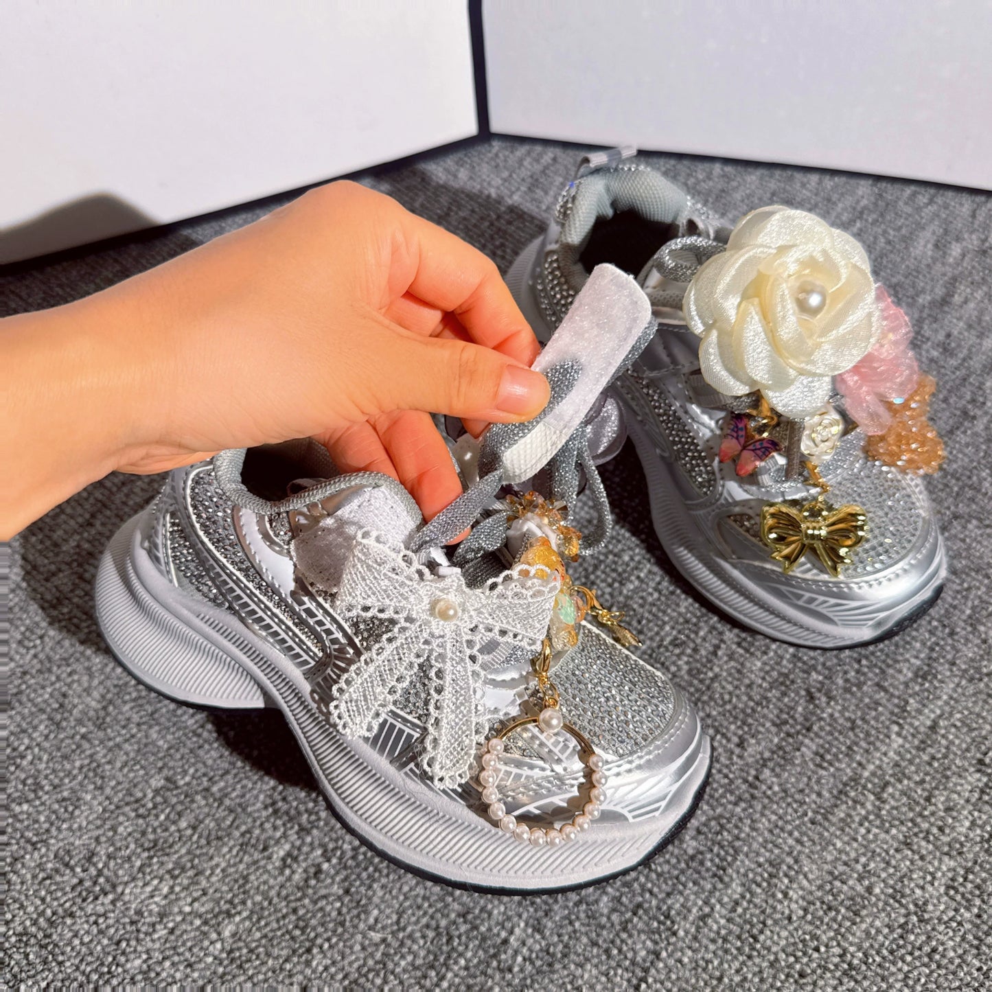 Girls' New Style Flower Silver Sports Shoes