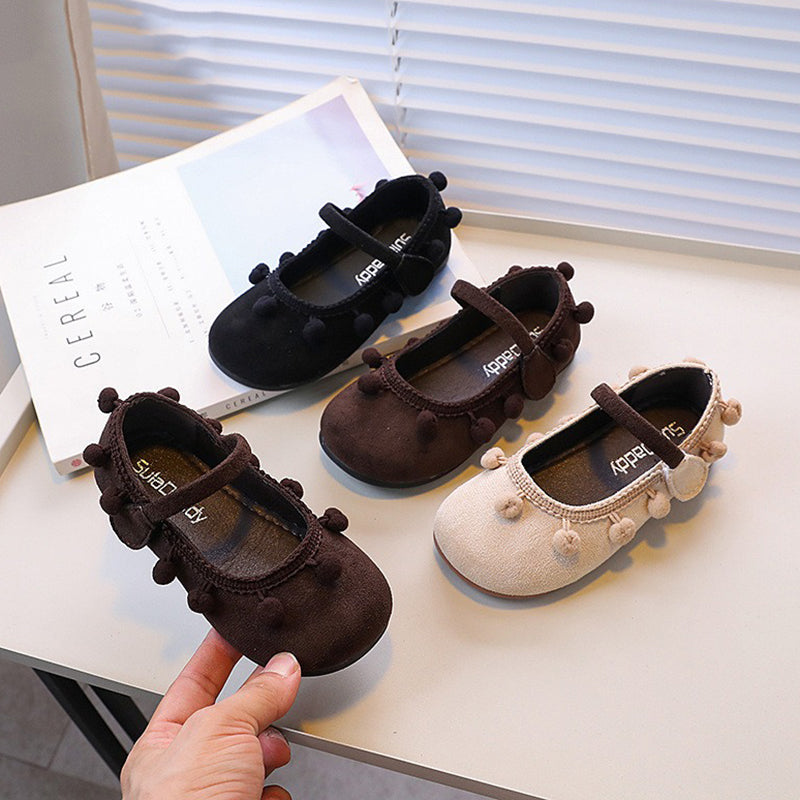 Cute Round Toe Princess Shoes with Small Bean Decoration