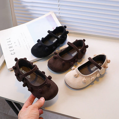 Cute Round Toe Princess Shoes with Small Bean Decoration