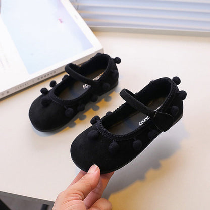 Cute Round Toe Princess Shoes with Small Bean Decoration