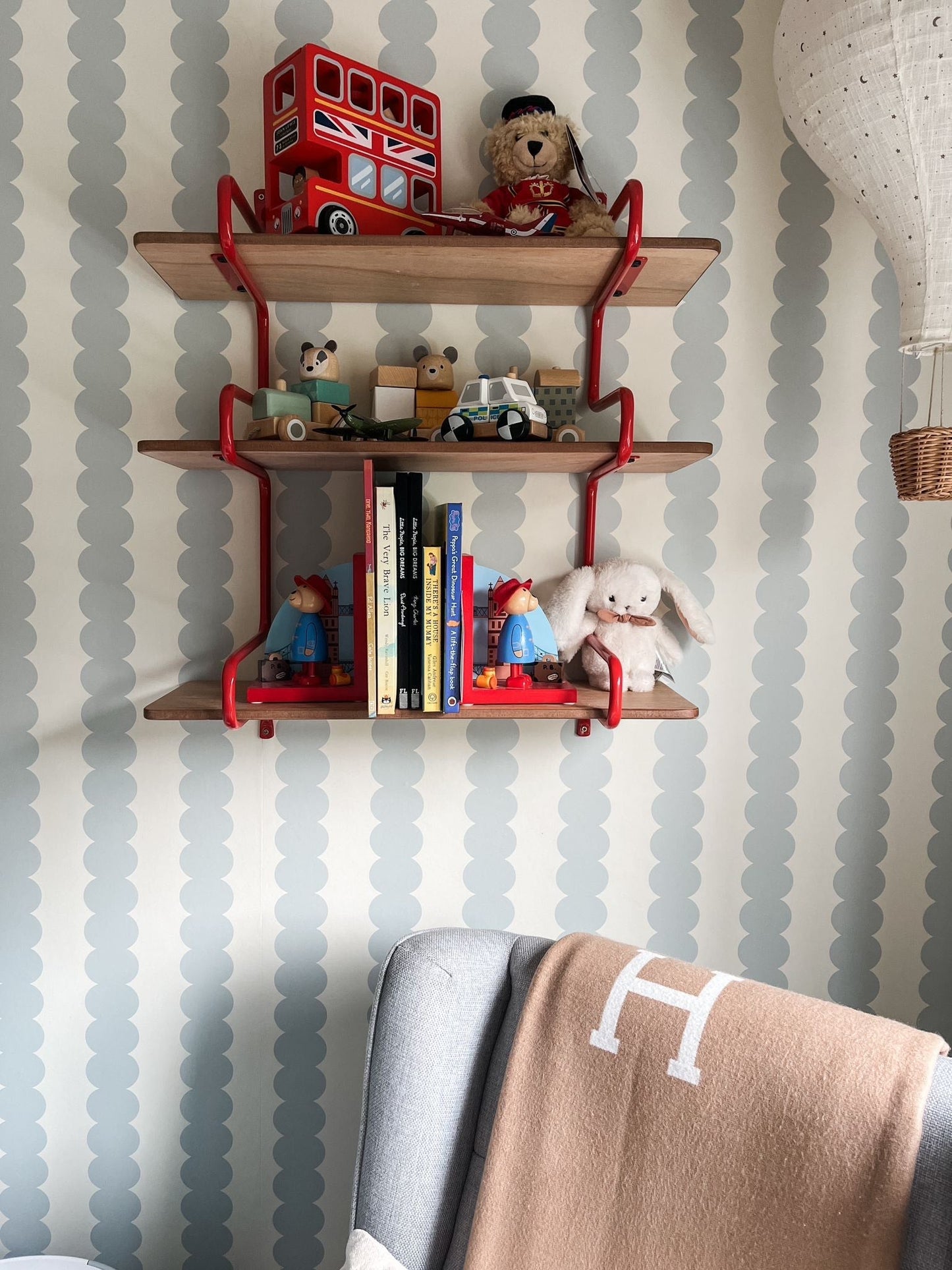 Scallop Stripe Wallpaper, Blue